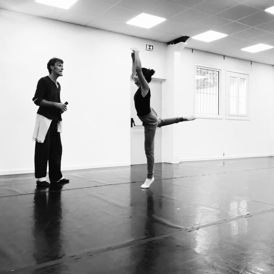 Artiste chorégraphe invité aux cours de danse d'Anne Chevrier-Cremer